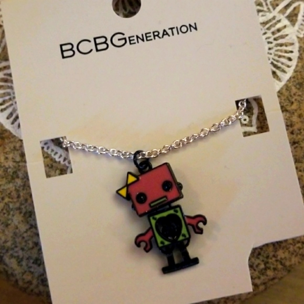 BCBG GIRL ROBOT NECKLACE - Picture 4 of 5